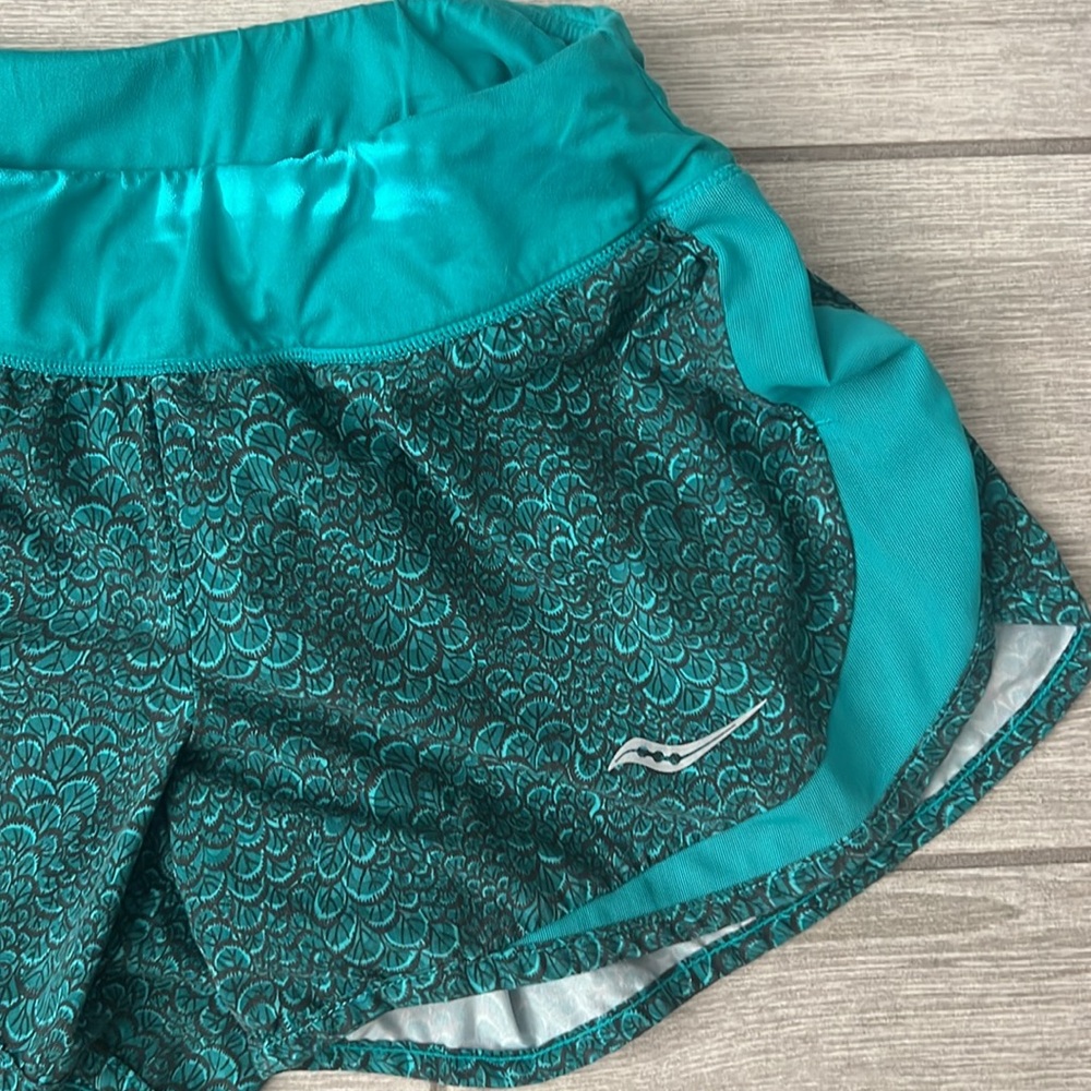 Saucony Running Shorts Patterned Bundle Size Xs E… - image 2